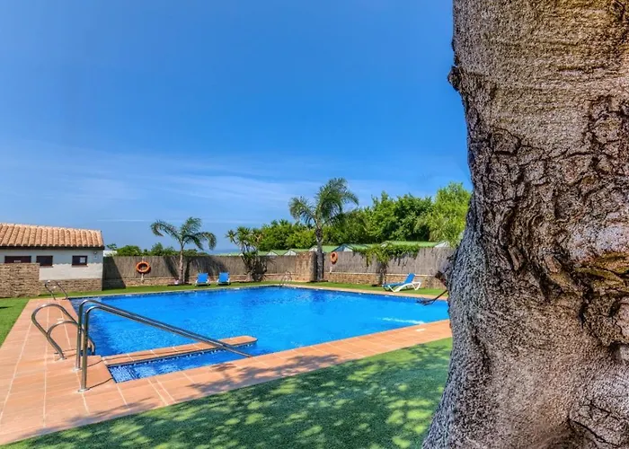 Camping Glamping -bungalows El Faro Conil De La Frontera