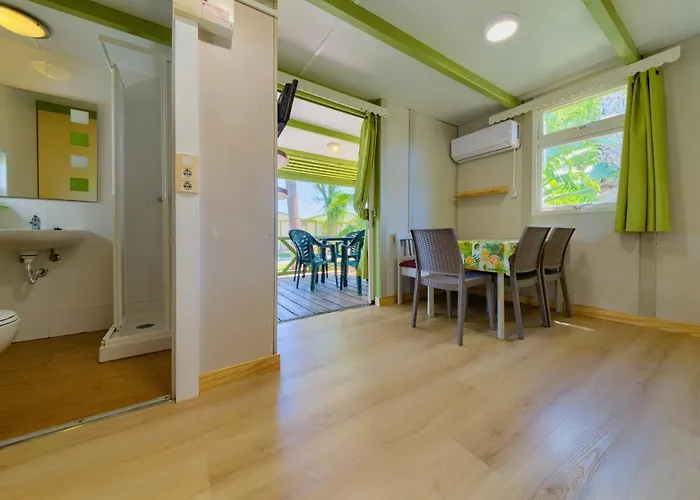 Glamping -bungalows El Faro Camping