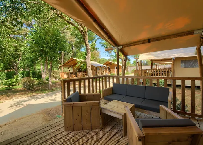 Glamping -bungalows El Faro Camping *