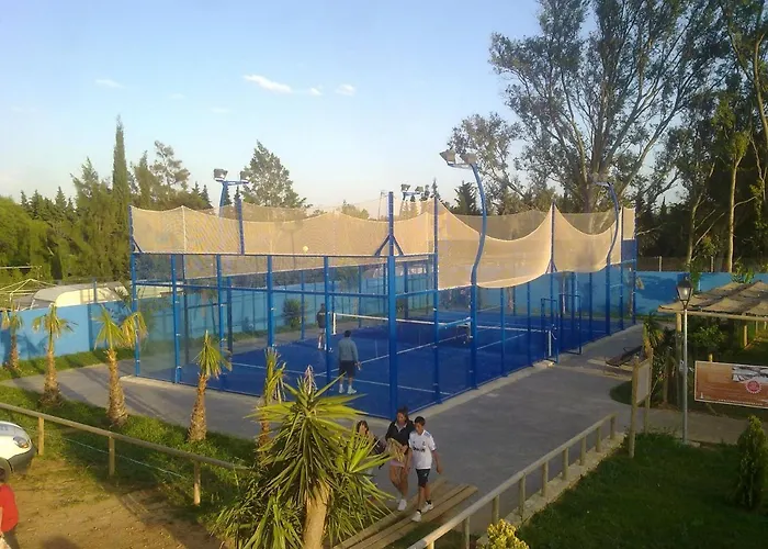 Glamping -bungalows El Faro Camping Conil De La Frontera