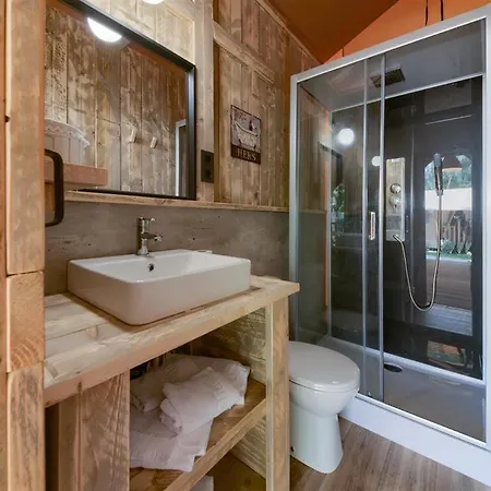 Glamping -bungalows El Faro * Conil De La Frontera
